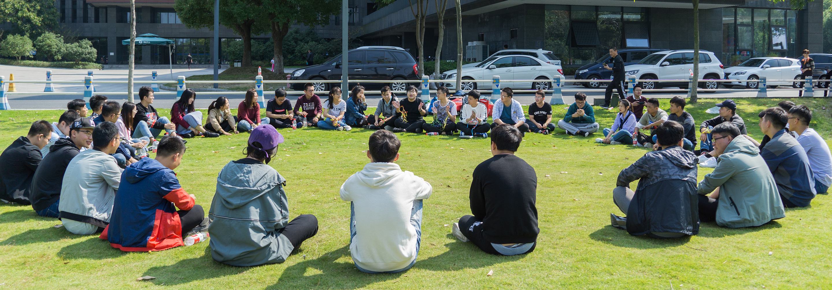 團(tuán)隊(duì)拓展破冰游戲贏得客戶 團(tuán)隊(duì)拓展破冰游戲贏得客戶