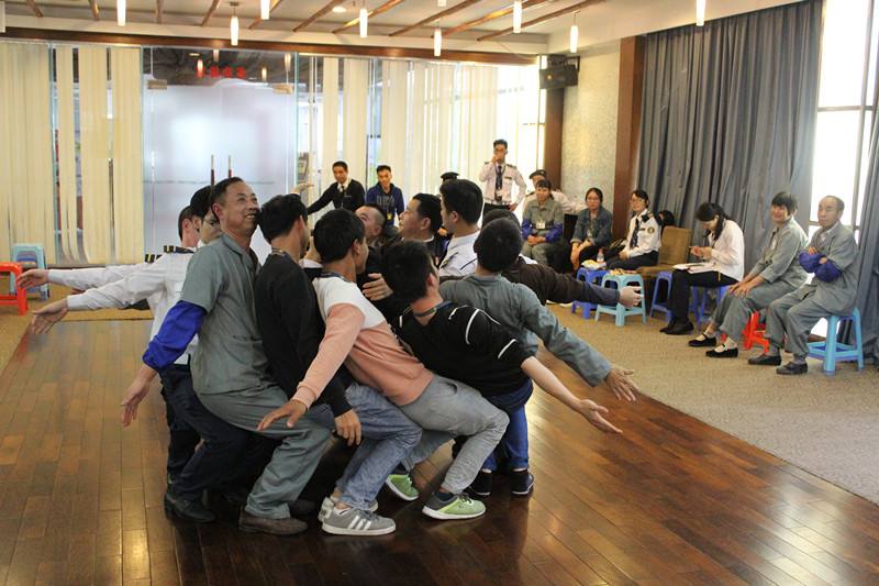 拓展訓練團隊游戲【木桶原理】