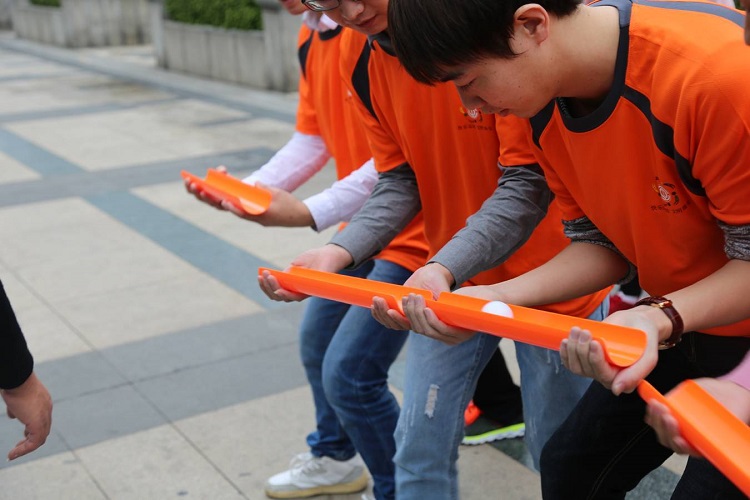 拓展訓練團隊游戲【珠行萬里】能量傳遞